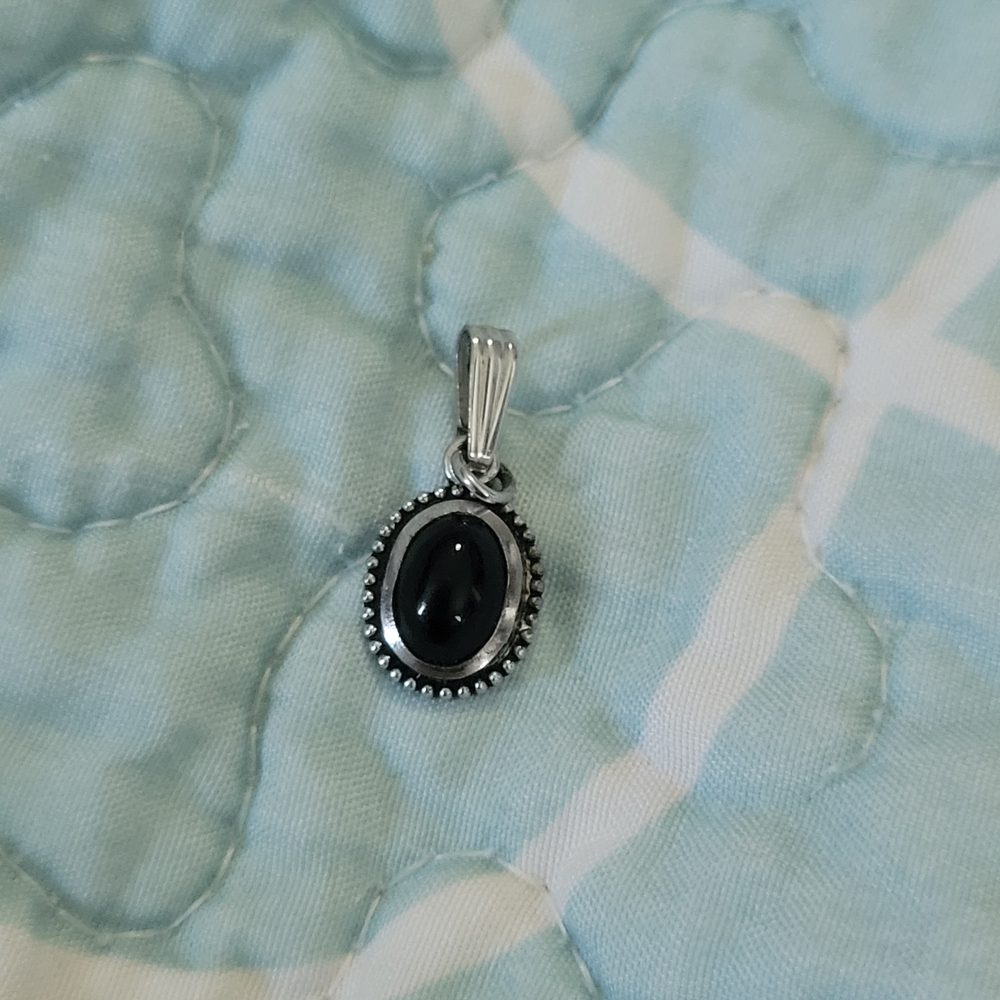 Classic Silver and Black Oval Pendant Necklace
